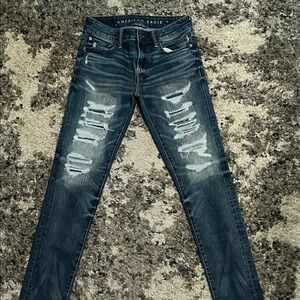 American Eagle Outfitters Women's Dark Blue Ripped Skinny Jeans